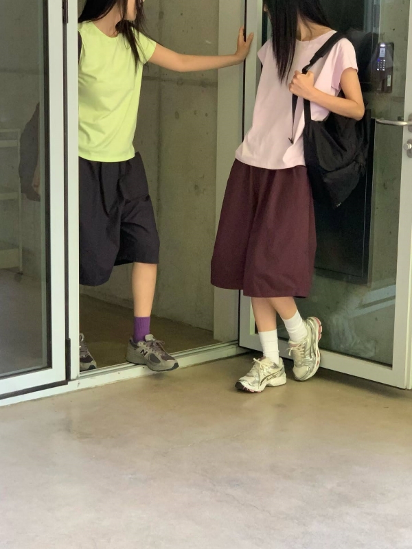 韓 腰鬆緊六分褲 3色