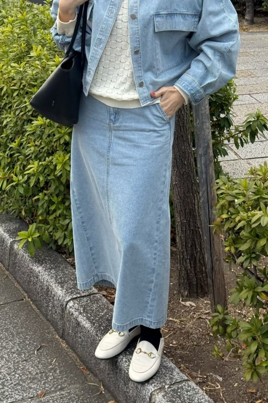 韓 淺刷色牛仔裙 size