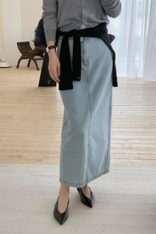 韓 淺刷色牛仔裙 size