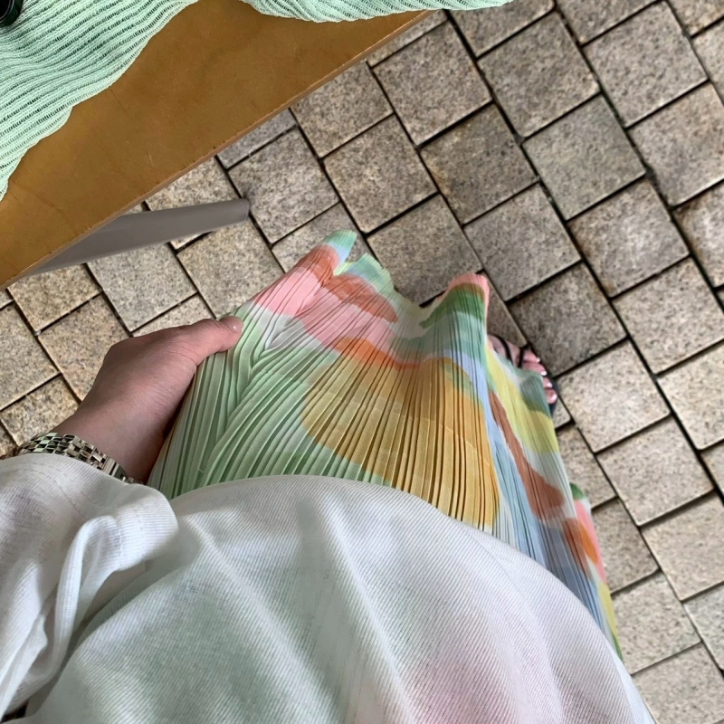 韓 繽紛壓摺長裙