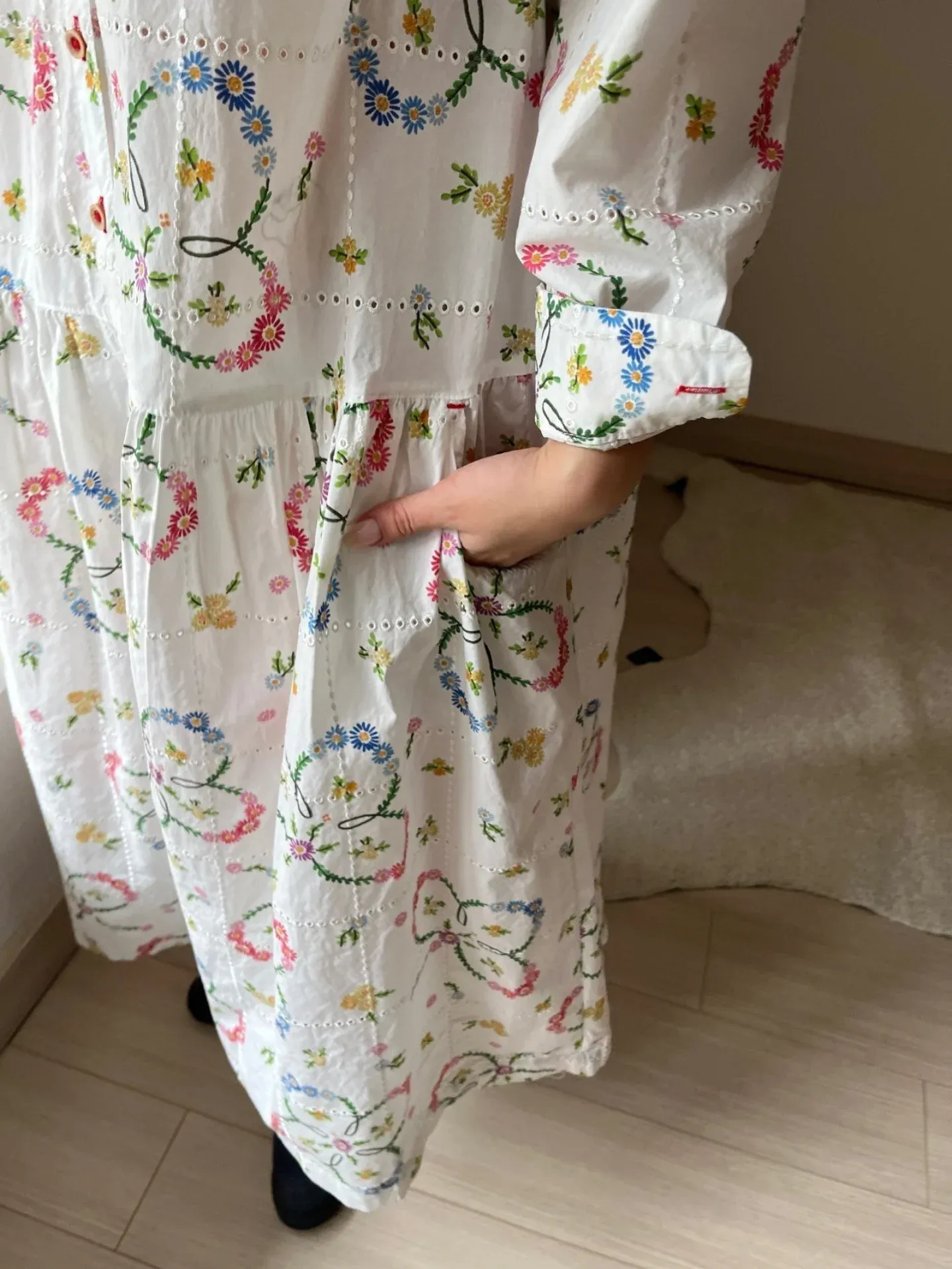 韓 繽紛小花長洋 2色