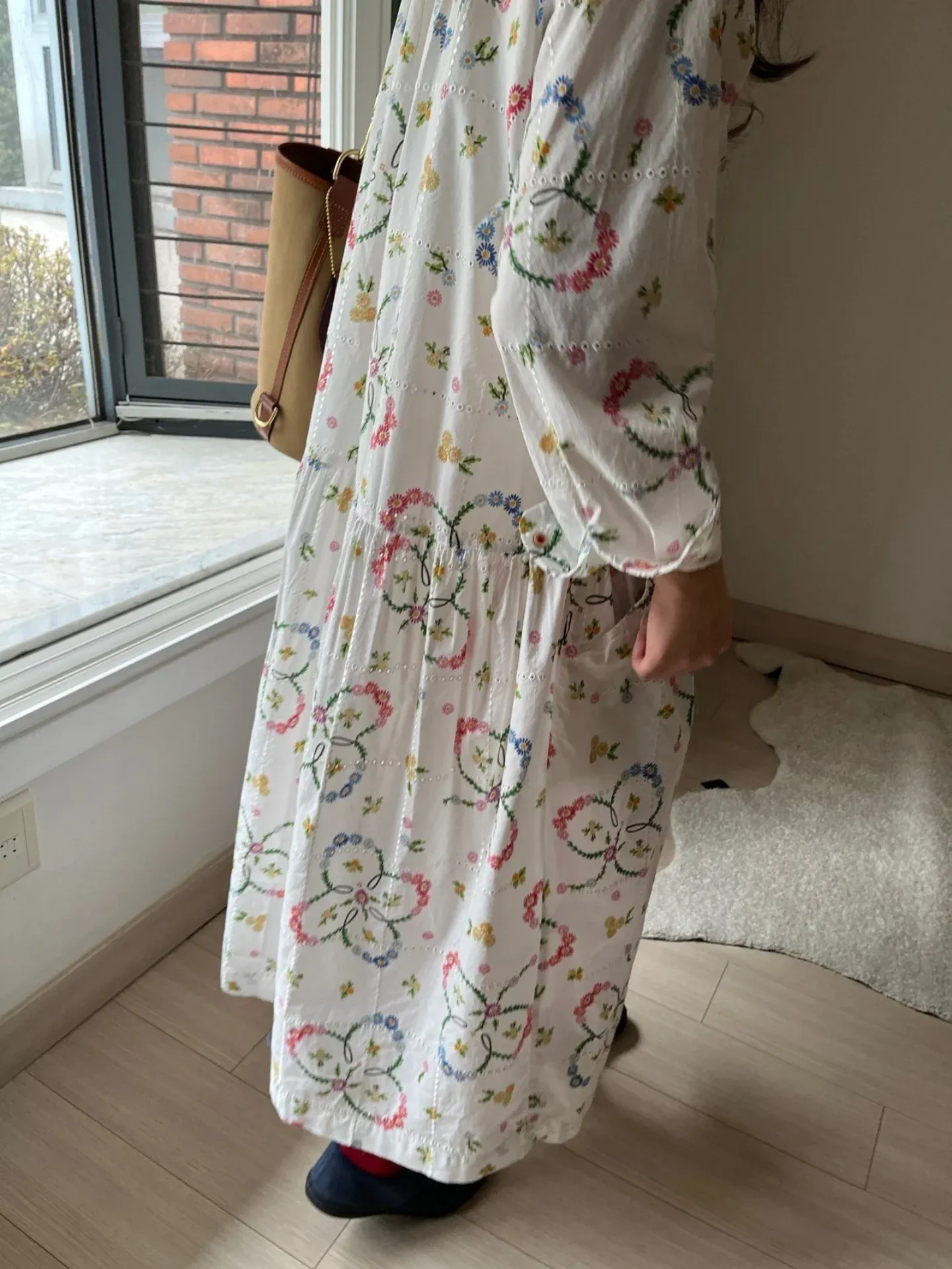 韓 繽紛小花長洋 2色