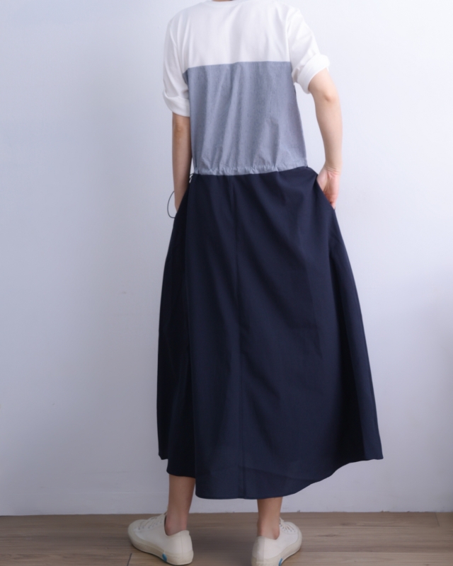 韓 細條配色長洋 size
