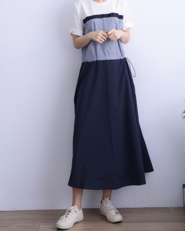 韓 細條配色長洋 size