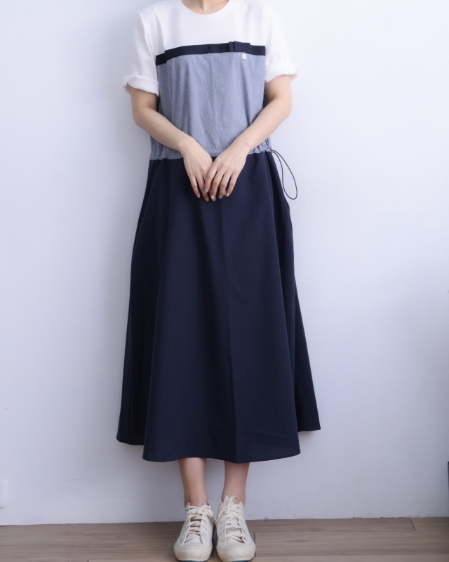 韓 細條配色長洋 size