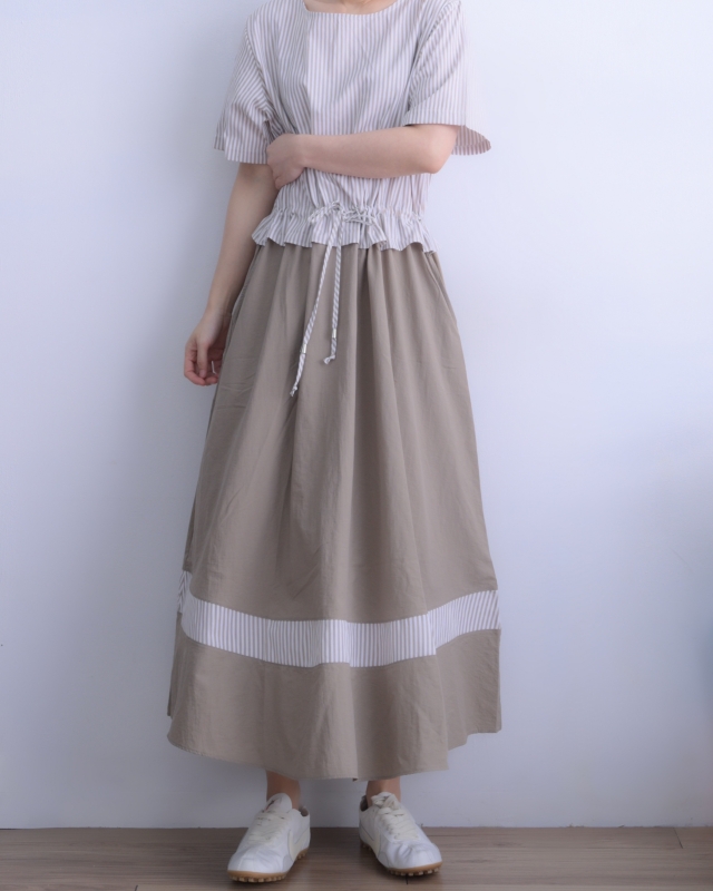 韓 直條配色長洋 2色 size