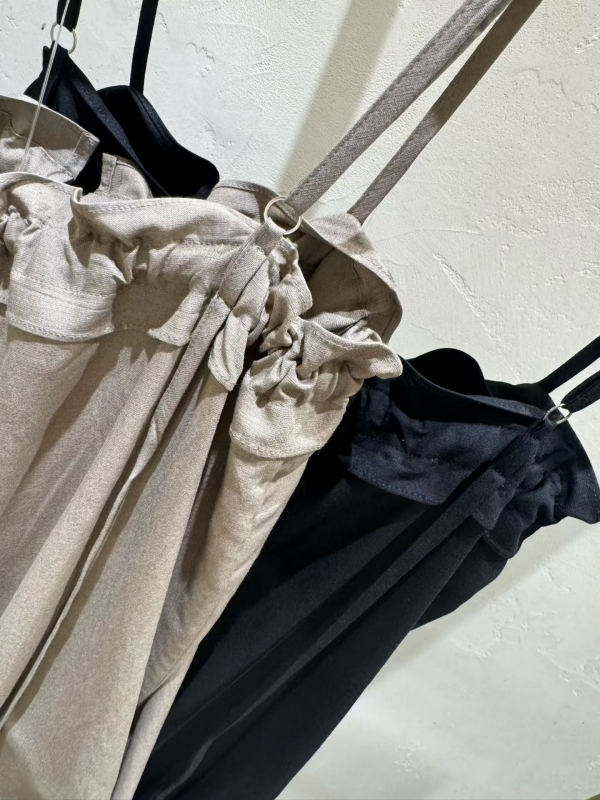 韓 細肩帶連身寬褲 2色