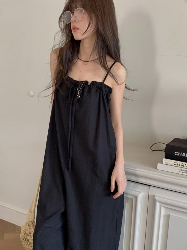 韓 細肩帶連身寬褲 2色