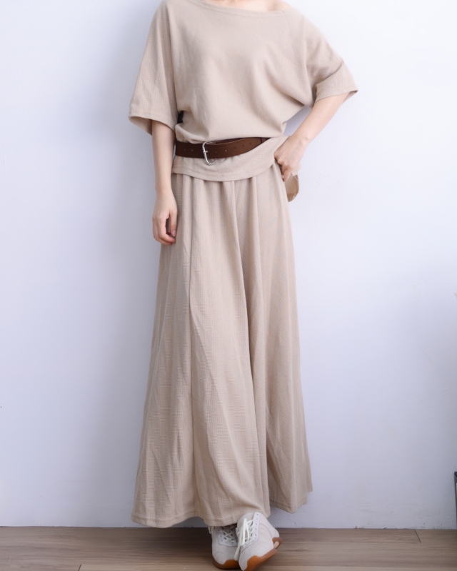 韓 鬆餅格上衣+長裙套裝 2色