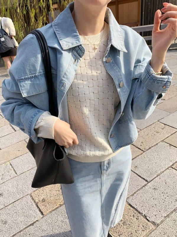 韓 淺色短牛仔外套 size