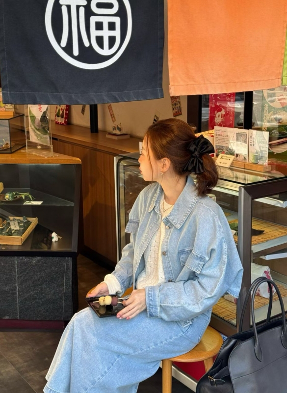 韓 淺色短牛仔外套 size