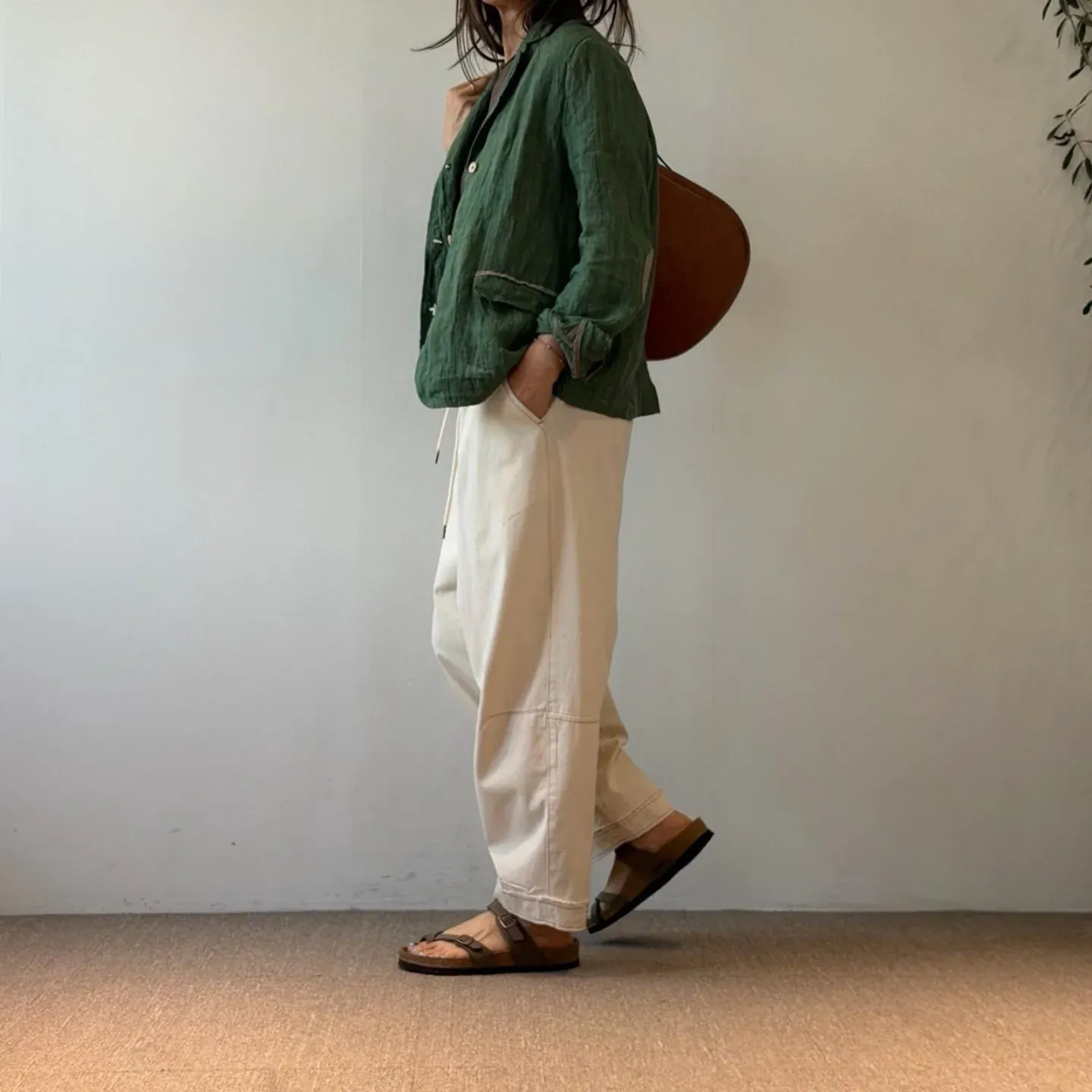 韓 背貼布西裝外套 2色