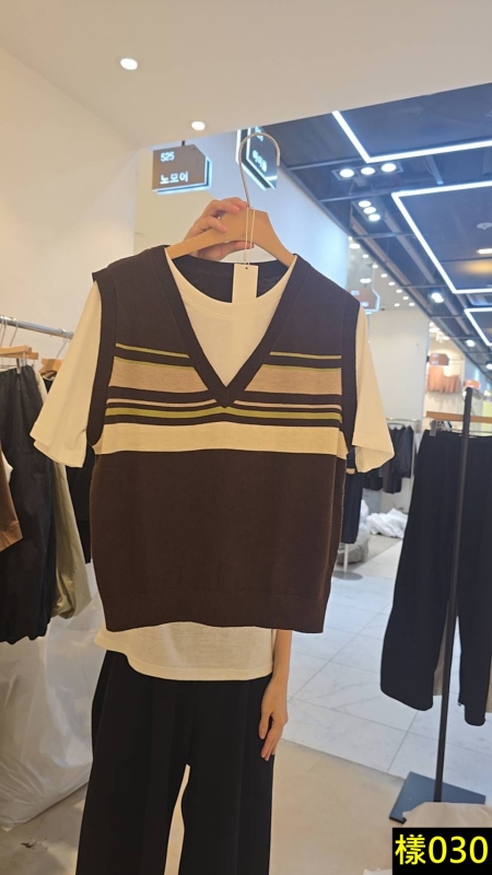 韓 假兩件式V上衣 2色 size