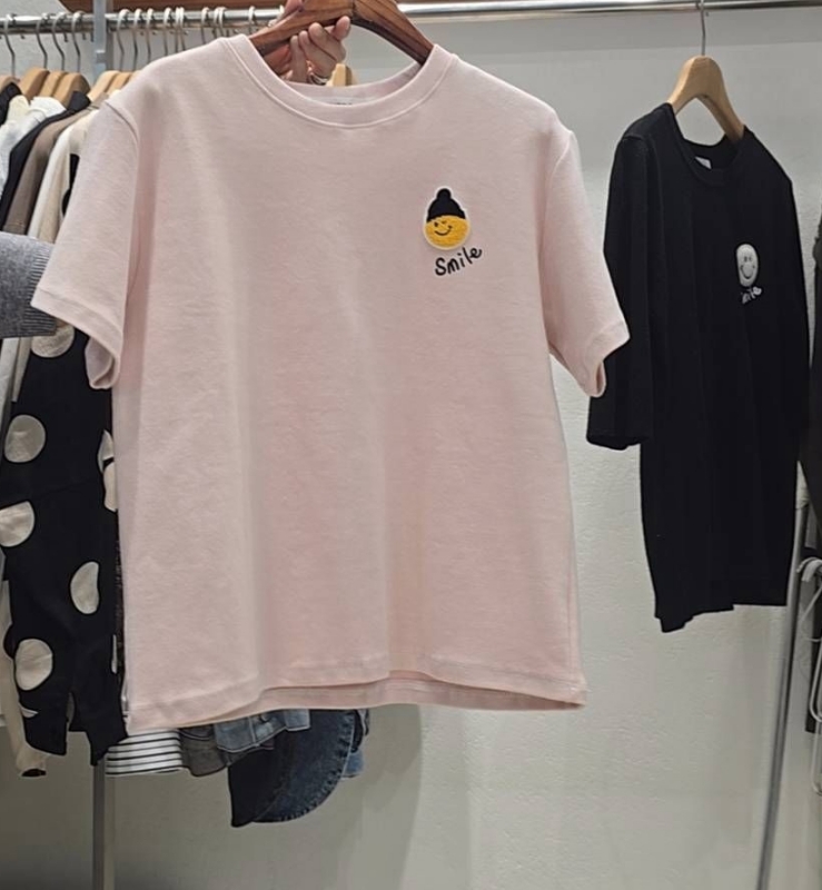 韓 戴帽笑臉上衣 4色 size