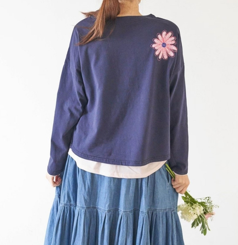 韓 口袋小花背大花上衣 3色