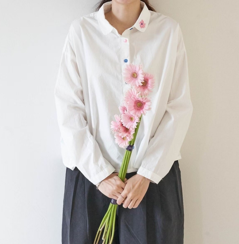 韓 單顆花襯衫 2色 size
