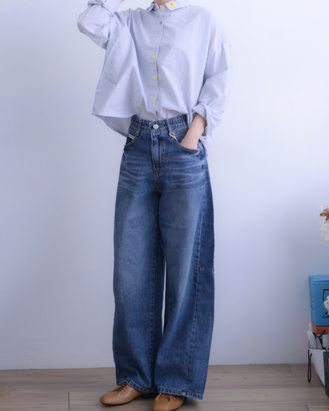 韓 單顆花襯衫 2色 size