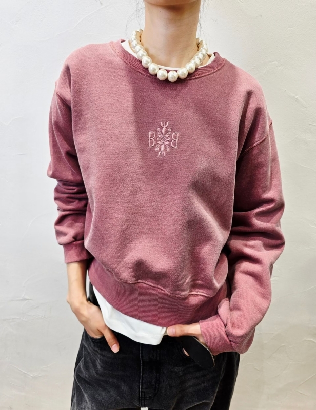 韓 蝴蝶字母刺繡圓領上衣 2色 size