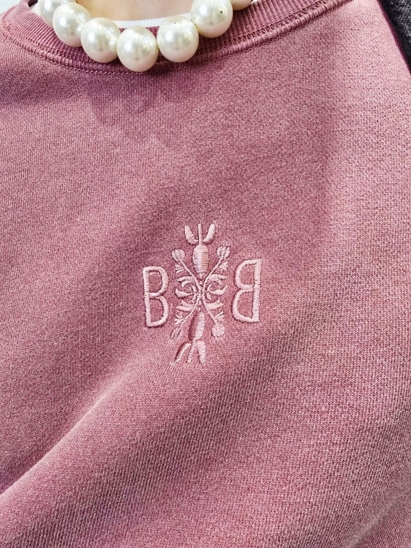 韓 蝴蝶字母刺繡圓領上衣 2色 size