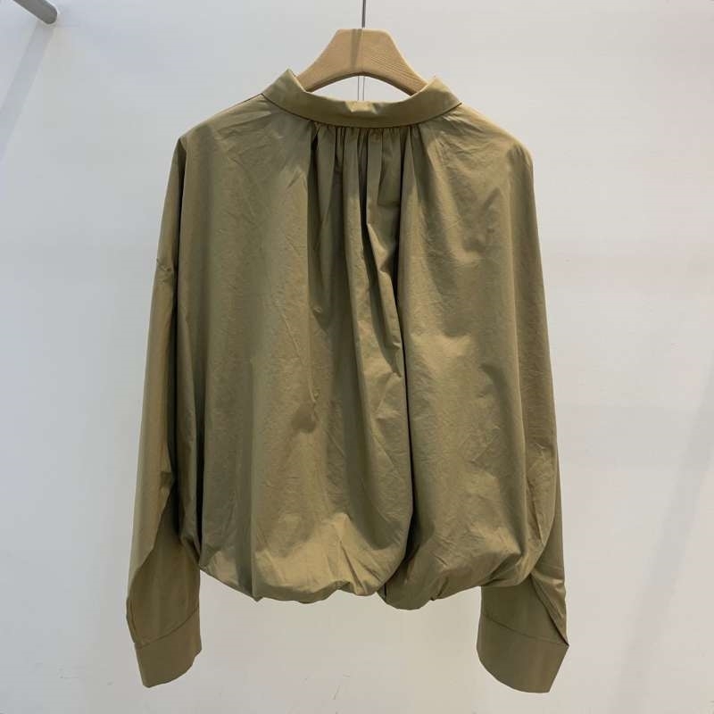 韓 單口袋後抓褶襯衫 3色 size