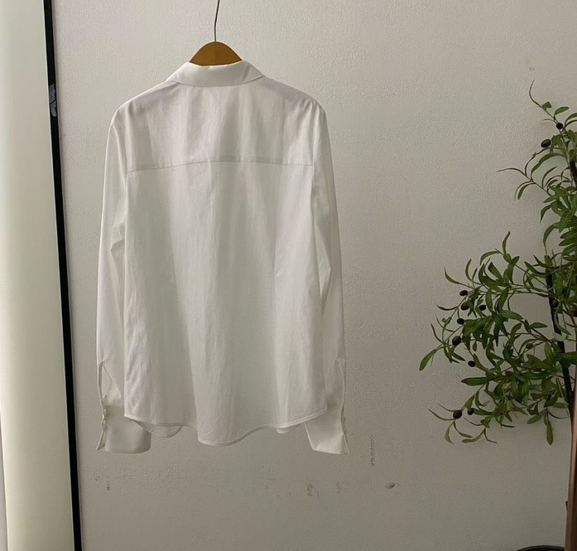 韓 蘋果核弧度襯衫 size