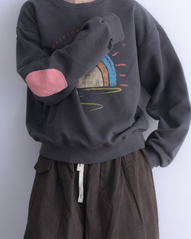 韓 彩虹撞色手肘大學T 2色 size