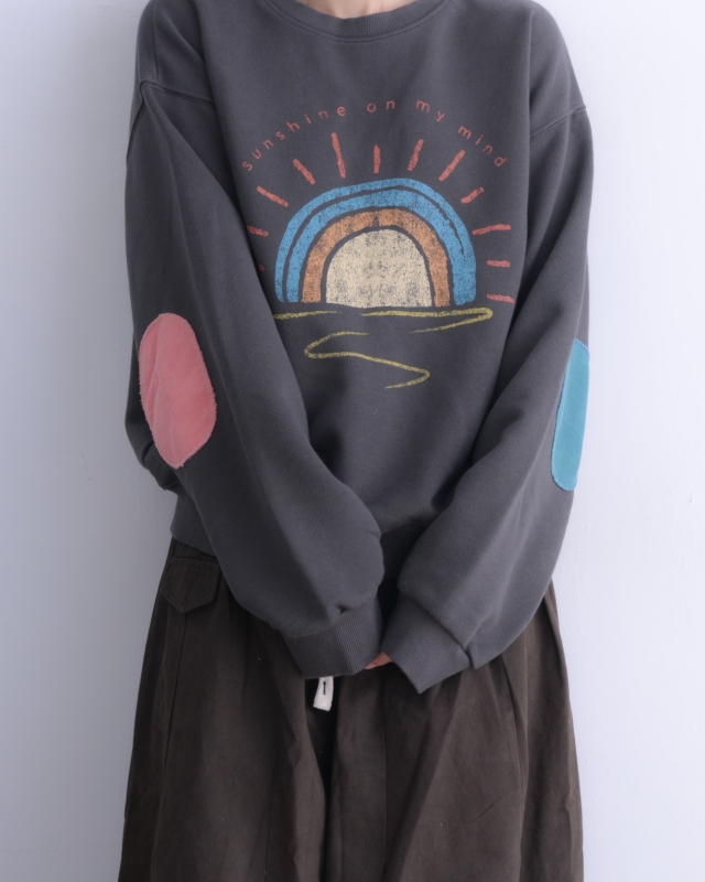 韓 彩虹撞色手肘大學T 2色 size