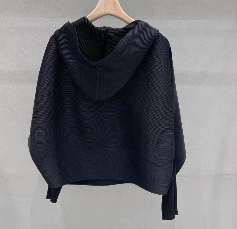 韓 壓紋寬袖連帽上衣 2色 size