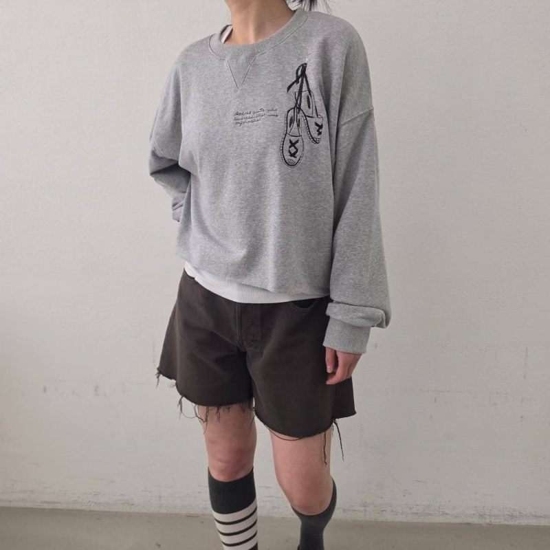韓 球鞋印花上衣 3色