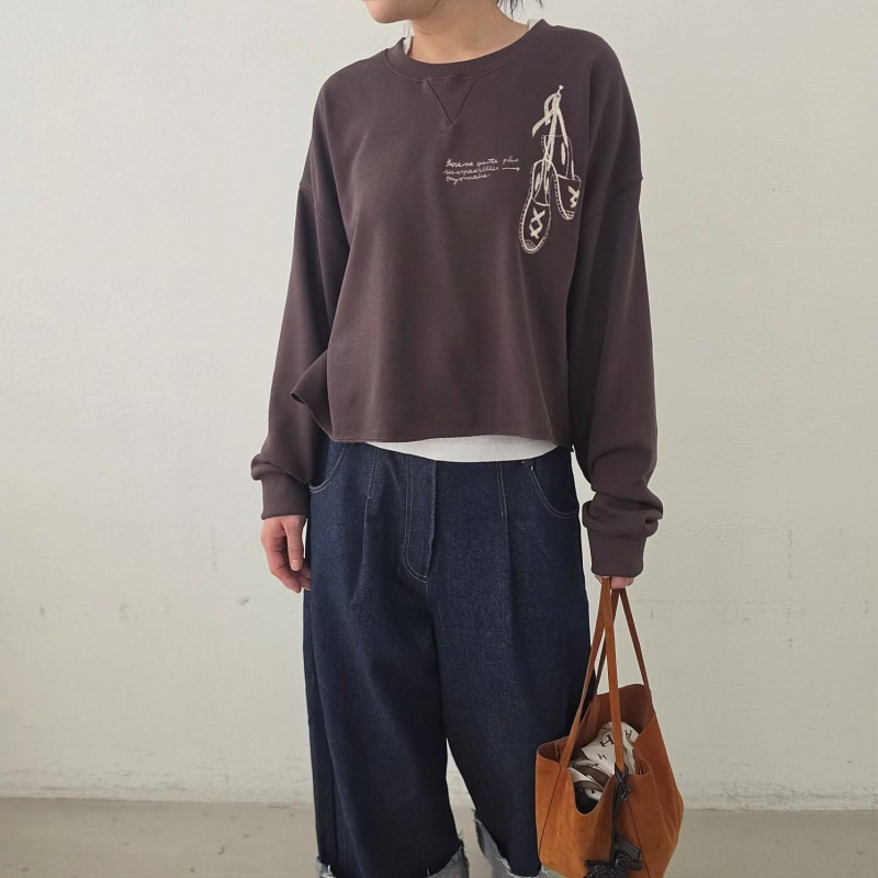 韓 球鞋印花上衣 3色