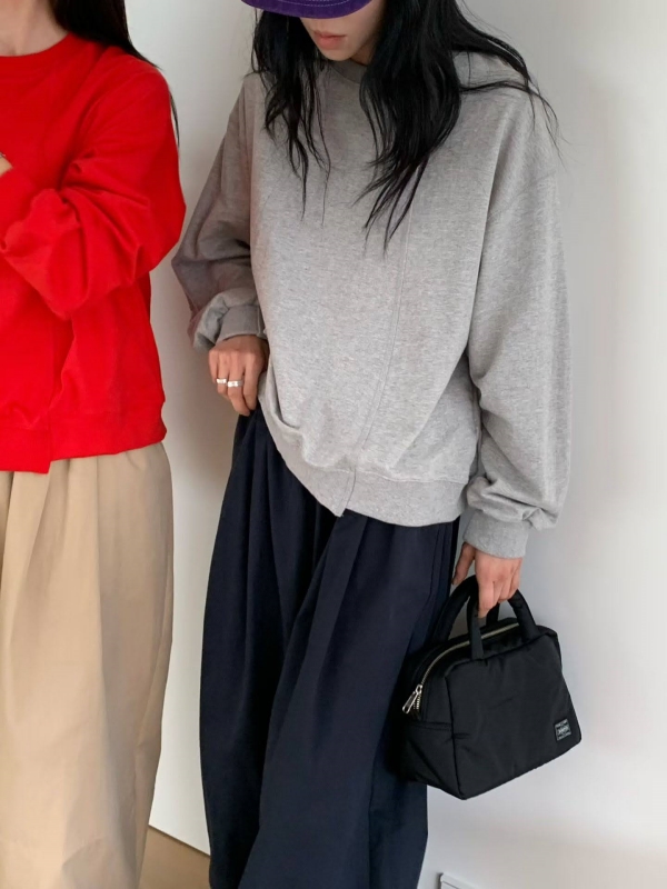 韓 前車線落肩上衣 3色