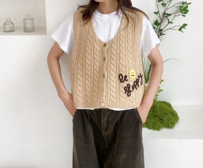 韓 笑臉刺繡麻花背心 3色