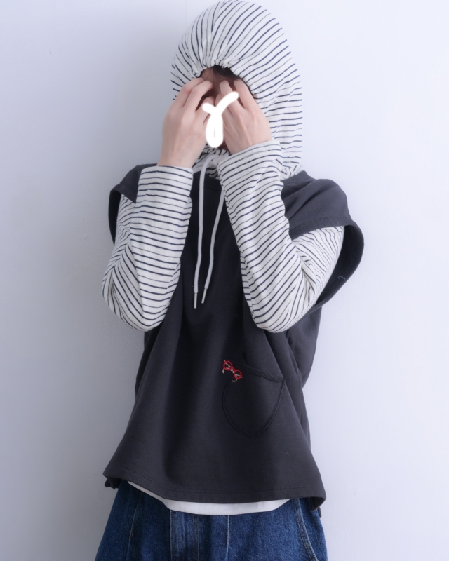 韓 眼鏡刺繡背心 2色 size
