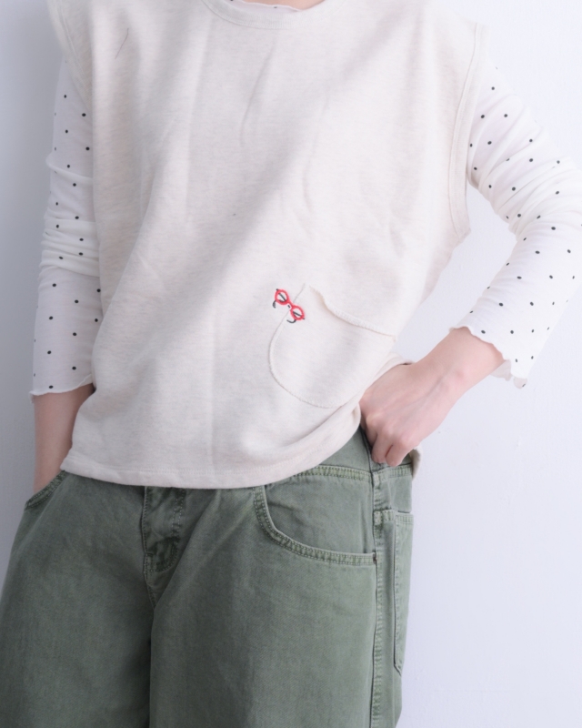 韓 眼鏡刺繡背心 2色 size