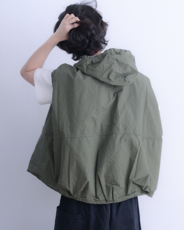 韓 連帽抽繩襬背心 3色 size