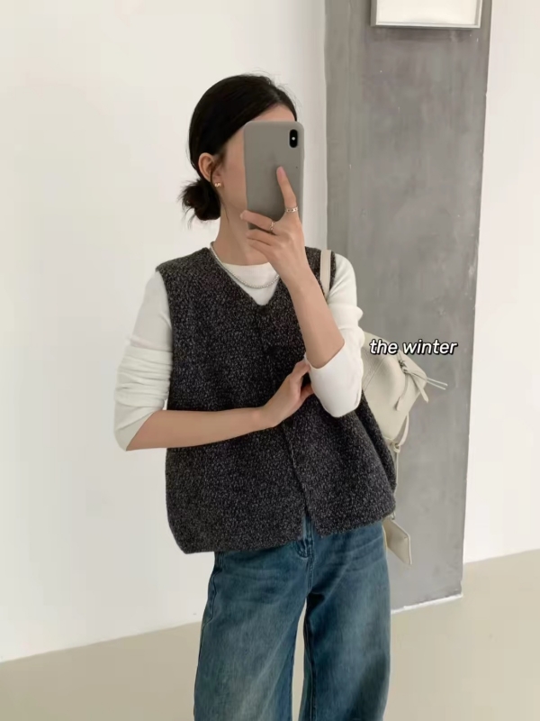 韓 圓領排釦背心 2色 size