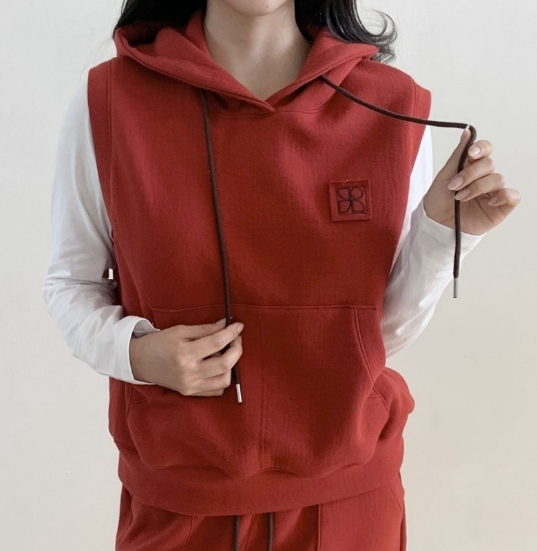 韓 小標口袋連帽背心 3色 size