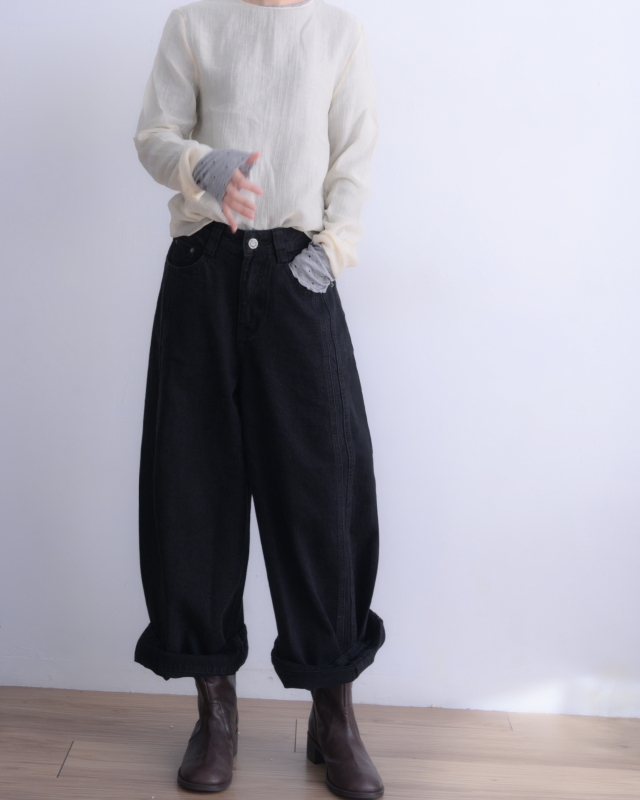 韓 弧度黑牛仔寬褲 size