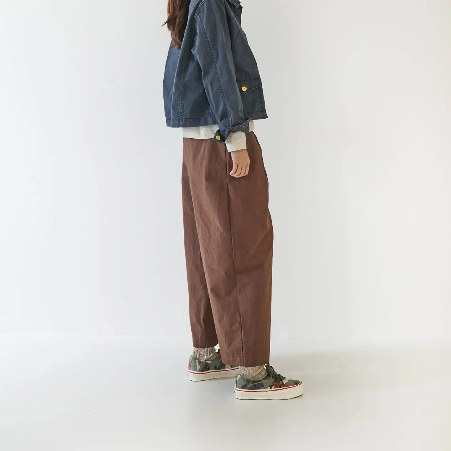 韓 彩釦大口袋短版外套 2色 size