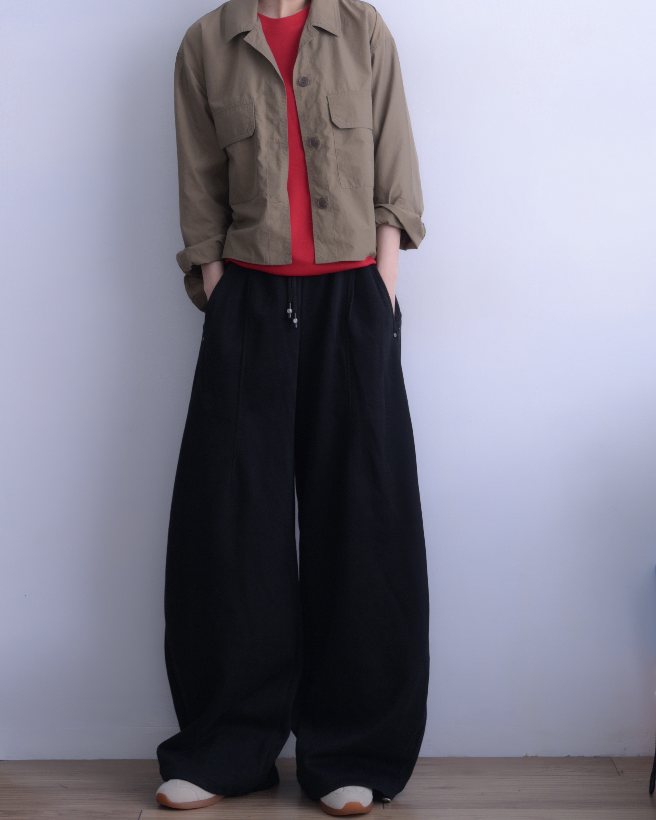 韓 大口袋短版外套 2色