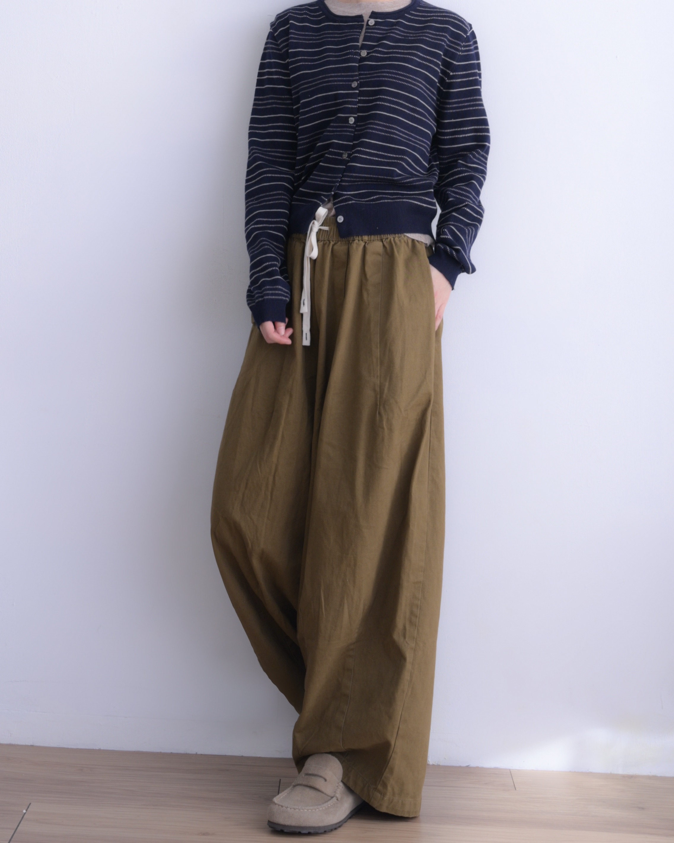 韓 點條短版外套 2色 size