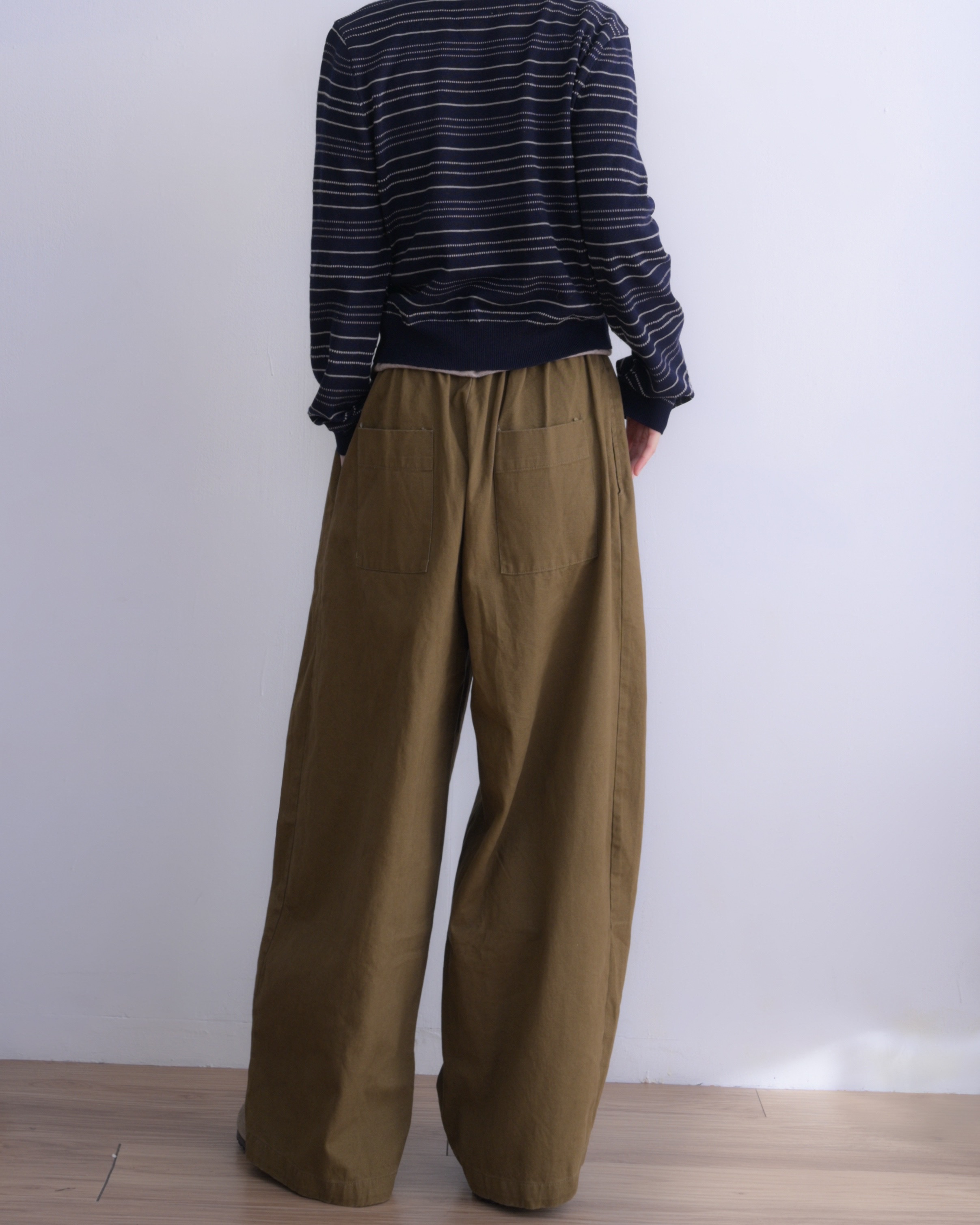 韓 點條短版外套 2色 size