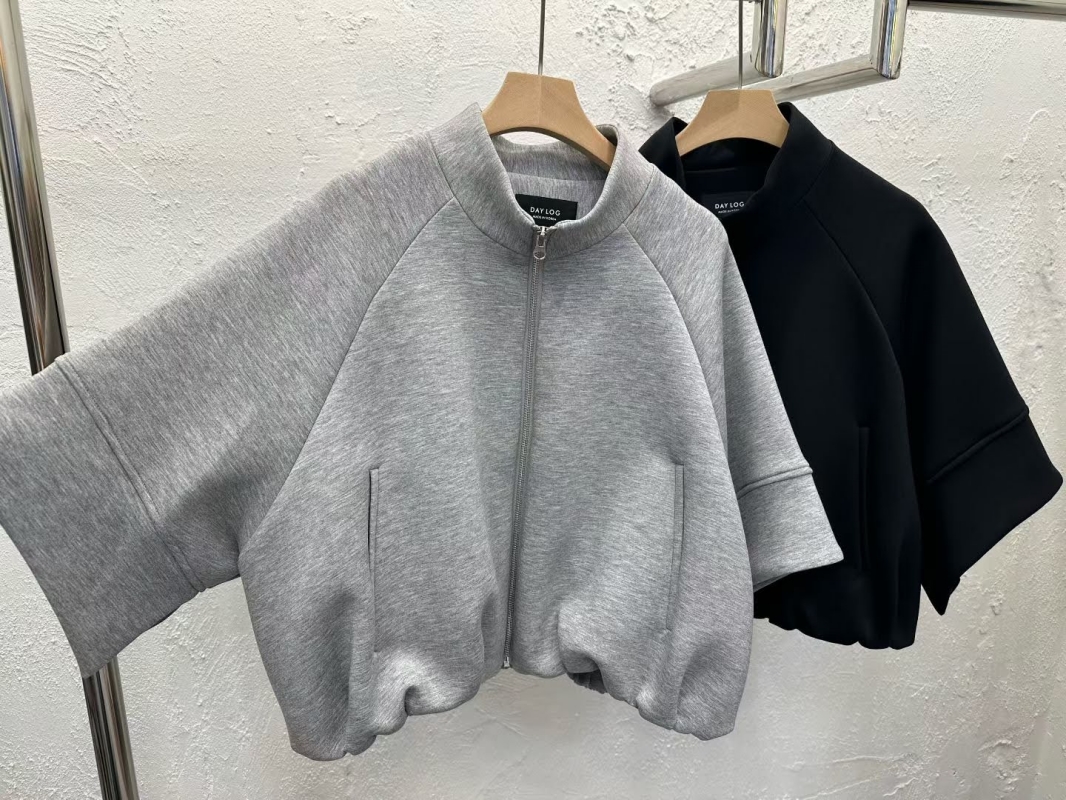 韓 立領寬袖短版外套 2色