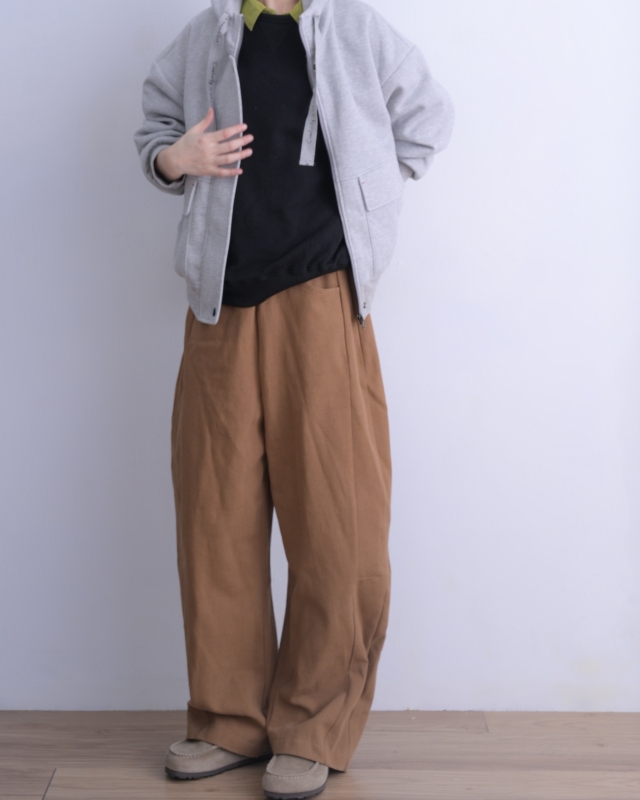 韓 素色短版連帽外套 2色