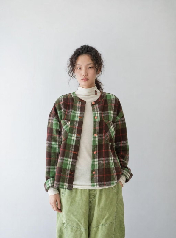 韓 圓領雙口袋格紋外套 2色